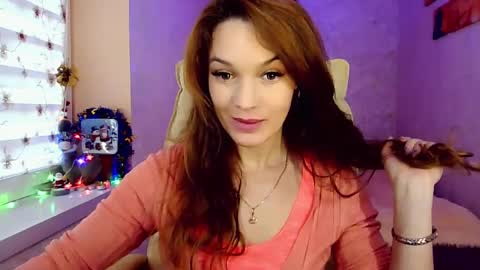 itslunaday online show from December 5, 2024, 11:05 am