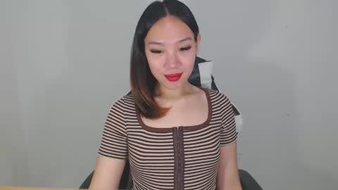 itsmehotqueen online show from October 23, 2025, 11:03 pm