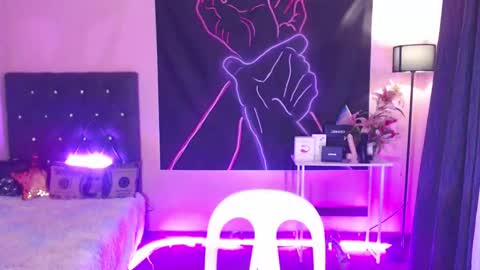 Snapshot of itsmesianaa29 chatting on March 12, 2025, 8:19 am Siana online show from March 12, 2025, 8:19 am