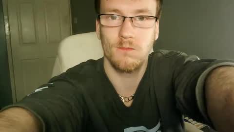 Snapshot of itsnotliam834 chatting on October 1, 2025, 2:28 am itsnotliam834 online show from October 1, 2025, 2:28 am