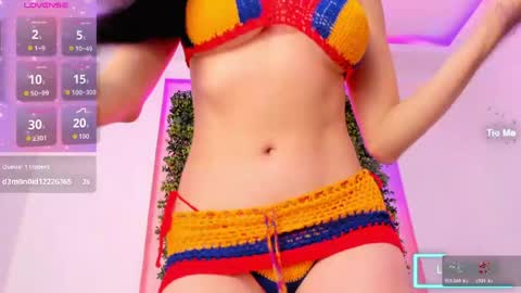 Itzel  online show from May 22, 2026, 3:28 pm
