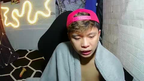 itzurrey online show from November 18, 2025, 11:15 pm