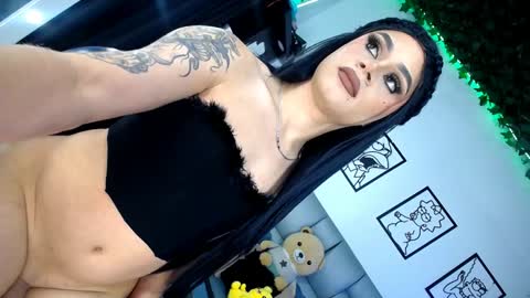 Snapshot of ivan_standford chatting on January 3, 2025, 10:09 am y  online show from January 3, 2025, 10:09 am