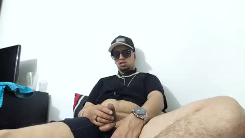 Snapshot of ivanfpc93 chatting on October 11, 2025, 3:50 am ivanfpc93 online show from October 11, 2025, 3:50 am