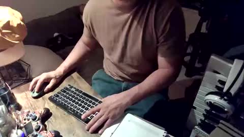 Snapshot of ivanharos1 chatting on May 30, 2026, 12:46 pm ivanharos1 online show from May 30, 2026, 12:46 pm