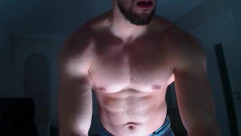 IvanHydee online show from November 30, 2025, 5:55 am