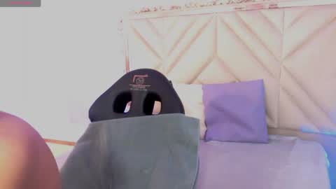 Snapshot of ivanna_tay1 chatting on June 8, 2026, 3:29 am ivanna_tay1 online show from June 8, 2026, 3:29 am