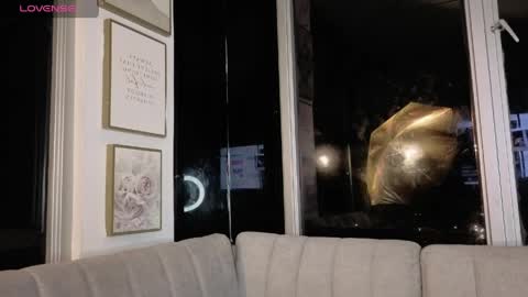 Snapshot of ivanna_west chatting on April 7, 2026, 9:54 am Ivanna West online show from April 7, 2026, 9:54 am