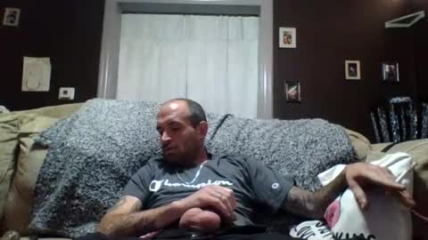 Snapshot of ivel_91 chatting on August 3, 2026, 2:43 am ivel_91 online show from August 3, 2026, 2:43 am