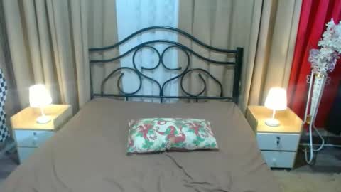 Snapshot of ivone_twinkle chatting on October 17, 2025, 6:38 am ivone_twinkle online show from October 17, 2025, 6:38 am