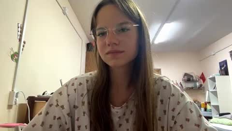Snapshot of ivonneanagnostou chatting on July 9, 2026, 9:30 pm Kate online show from July 9, 2026, 9:30 pm