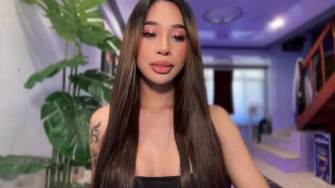 kirstenelsie online show from March 25, 2026, 2:06 am