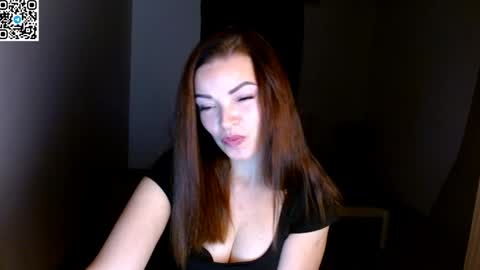 Lana online show from April 22, 2026, 7:48 pm