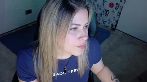 Snapshot of ivy__taylorr chatting on October 19, 2025, 12:55 am Diana Rojas online show from October 19, 2025, 12:55 am