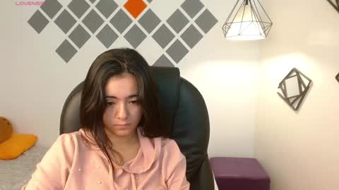 Snapshot of ivy_gail chatting on December 22, 2024, 1:44 pm  IVY online show from December 22, 2024, 1:44 pm