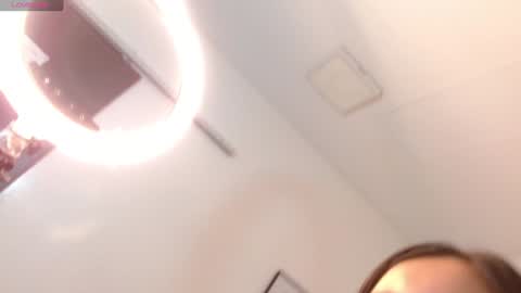 Snapshot of ivy_gail chatting on January 8, 2025, 4:02 am  IVY online show from January 8, 2025, 4:02 am