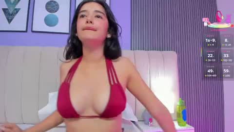 Snapshot of ivy_petit chatting on July 2, 2026, 11:33 pm Ivy petit online show from July 2, 2026, 11:33 pm
