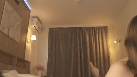 Ivy online show from April 10, 2026, 3:12 am