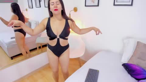 Snapshot of ivyblackk chatting on June 2, 2026, 2:30 pm Ivy online show from June 2, 2026, 2:30 pm