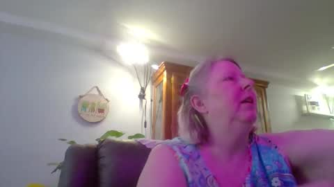 Snapshot of ivyjane3522 chatting on April 12, 2026, 3:06 pm ivyjane3522 online show from April 12, 2026, 3:06 pm