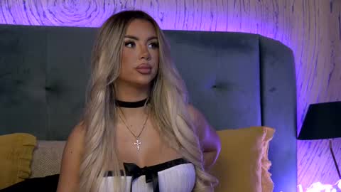  Ivy  online show from March 3, 2025, 5:42 am