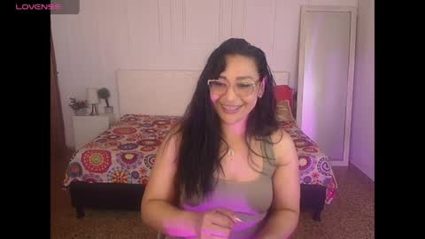 Snapshot of ivyshine7 chatting on April 21, 2026, 7:39 pm ivyshine7 online show from April 21, 2026, 7:39 pm