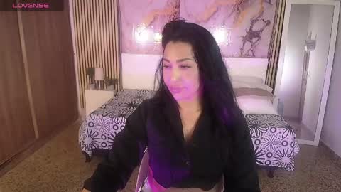 Snapshot of ivyshine7 chatting on May 1, 2026, 7:18 pm ivyshine7 online show from May 1, 2026, 7:18 pm