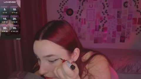Snapshot of iwi_wi_wi chatting on October 11, 2025, 6:50 pm Daisy online show from October 11, 2025, 6:50 pm