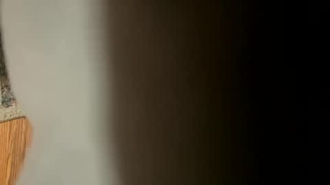 iXTh3DeStRoYeRiX online show from December 18, 2025, 7:14 am