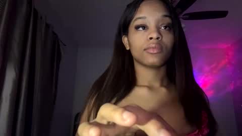 Snapshot of iysisfv chatting on February 1, 2025, 1:02 am iysisfv online show from February 1, 2025, 1:02 am