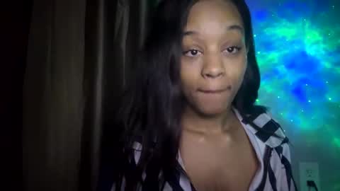 Snapshot of iysisfv chatting on March 6, 2025, 2:30 am iysisfv online show from March 6, 2025, 2:30 am