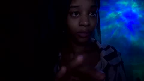 Snapshot of iysisfv chatting on March 6, 2025, 8:41 am iysisfv online show from March 6, 2025, 8:41 am