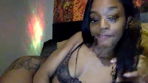 Snapshot of iysisfv chatting on May 15, 2026, 1:45 am iysisfv online show from May 15, 2026, 1:45 am