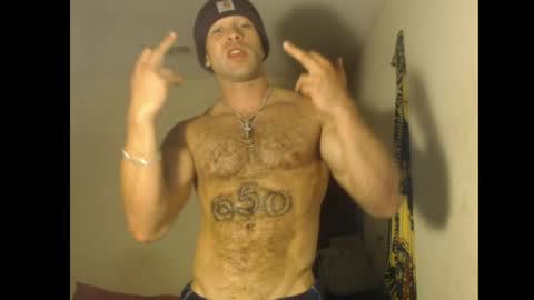 Snapshot of izak144 chatting on May 28, 2026, 5:16 am izak144 online show from May 28, 2026, 5:16 am