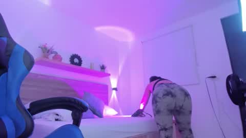 Iza online show from February 6, 2026, 1:58 pm