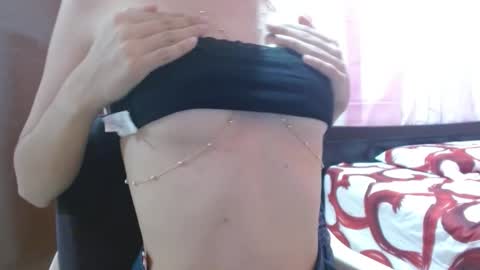 Izzyy online show from November 20, 2025, 6:51 pm