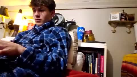 Snapshot of izzame2 chatting on February 12, 2025, 4:44 am Willis online show from February 12, 2025, 4:44 am