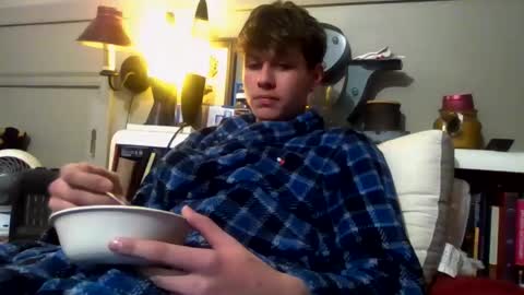 Snapshot of izzame2 chatting on February 20, 2025, 6:17 am Willis online show from February 20, 2025, 6:17 am