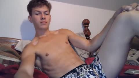 Snapshot of izzame2 chatting on September 14, 2025, 1:32 pm Willis online show from September 14, 2025, 1:32 pm