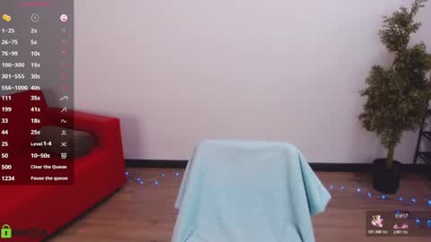 Snapshot of izzy_cam chatting on June 18, 2026, 5:41 am Queen of nylon Victoria online show from June 18, 2026, 5:41 am