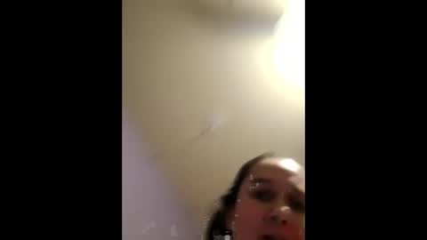 izzypopxoxo online show from January 14, 2025, 10:06 am