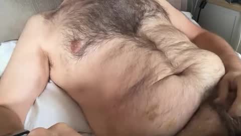 izzysboytoy1 online show from June 8, 2026, 8:58 am