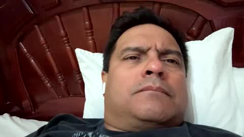 Snapshot of j0shua70 chatting on November 1, 2025, 5:09 am j0shua70 online show from November 1, 2025, 5:09 am