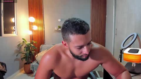 Snapshot of j_calix chatting on April 28, 2026, 11:54 pm Calix Independient model Insta and twt Calixsnake online show from April 28, 2026, 11:54 pm