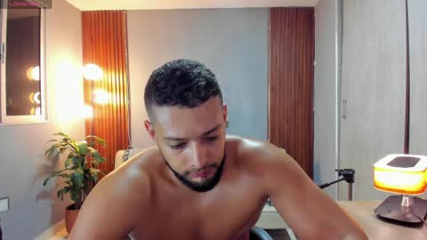 Snapshot of j_calix chatting on May 8, 2026, 1:33 am Calix Independient model Insta and twt Calixsnake online show from May 8, 2026, 1:33 am