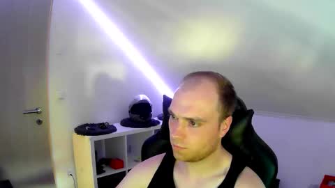 here4y online show from June 9, 2026, 6:19 pm