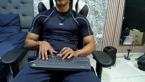 Snapshot of jace_parker chatting on May 15, 2026, 12:17 am jace_parker online show from May 15, 2026, 12:17 am