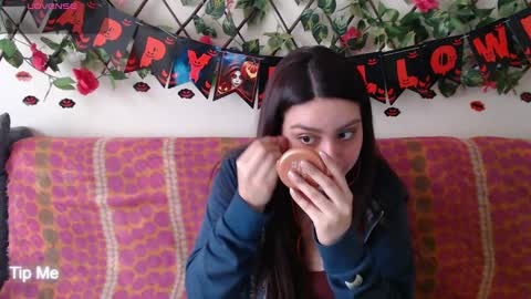 Snapshot of jack_emily11 chatting on October 28, 2025, 4:53 pm Jack and Emily online show from October 28, 2025, 4:53 pm