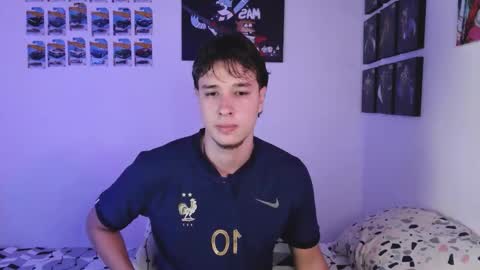 J online show from February 3, 2026, 7:13 am