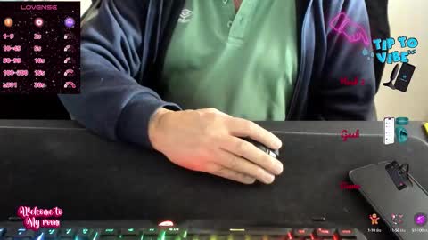 Snapshot of jackbrgs chatting on October 4, 2025, 10:46 am J-Mitchel online show from October 4, 2025, 10:46 am